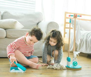 MOOVER Toys - LINE Putzset Holz 7tlg. / LINE Cleaning Set